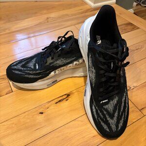 Mens Brooks Launch 11 Running Shoes - Size 11Wide (2E) Black/White